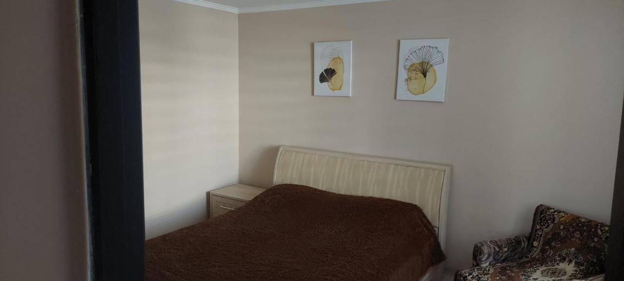 Вулиця Нагiрна Apartment คาเมียเนตส์-โปดิลสกี ภายนอก รูปภาพ
