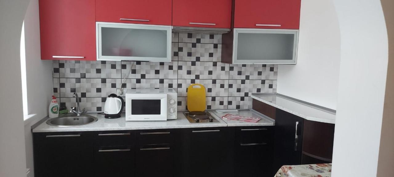 Вулиця Нагiрна Apartment คาเมียเนตส์-โปดิลสกี ภายนอก รูปภาพ